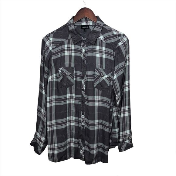 TORRID Grey Plaid button down Size 1x - Picture 4 of 8